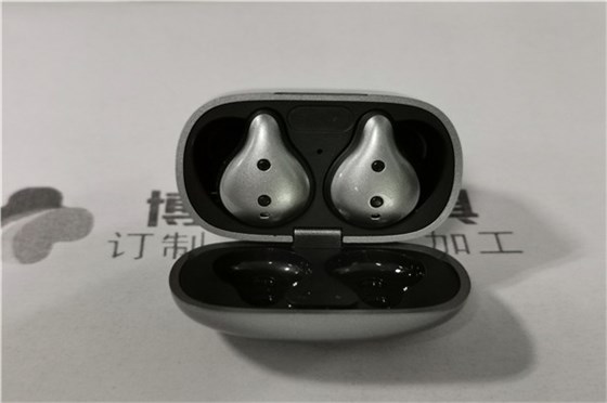 博騰納TWS藍(lán)牙耳機(jī)模具廠——專注領(lǐng)域打造13年，更對(duì)味您的定制需求