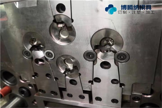 深圳耳機(jī)塑膠模具廠哪家好？博騰納300家企業(yè)口碑認(rèn)可