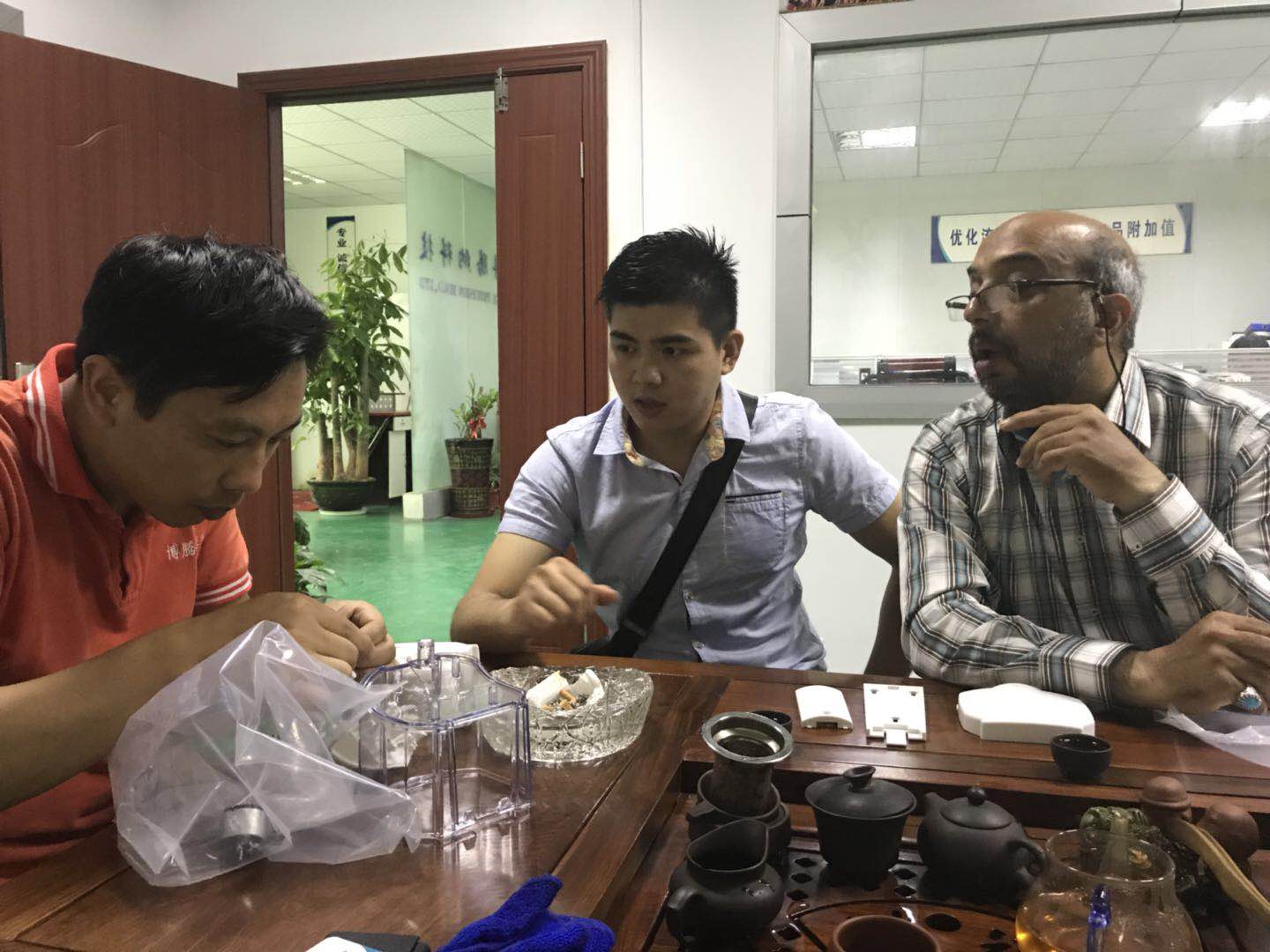 博騰納塑膠模具與印度客戶愉快合作??！
